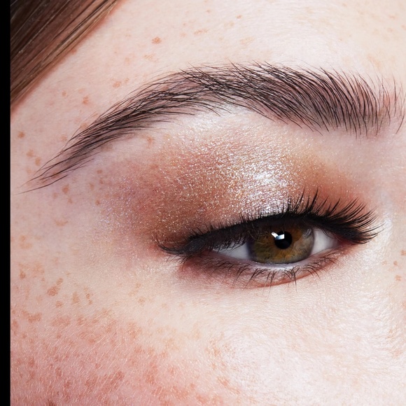 🌟 Glisten & Glow Liquid Eyeshadow - Oasis - Brand New in Box ✨ - Picture 6 of 11